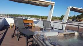 House Boat - Floating House Sofia